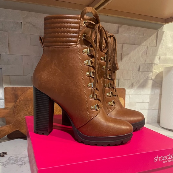 Brand New Brown Boots - ShoeDazzle - Picture 1 of 5